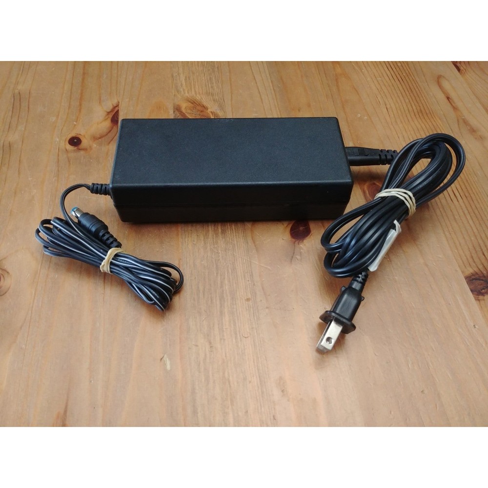 DELTA Electronics AC Adapter - Picture 3 of 4
